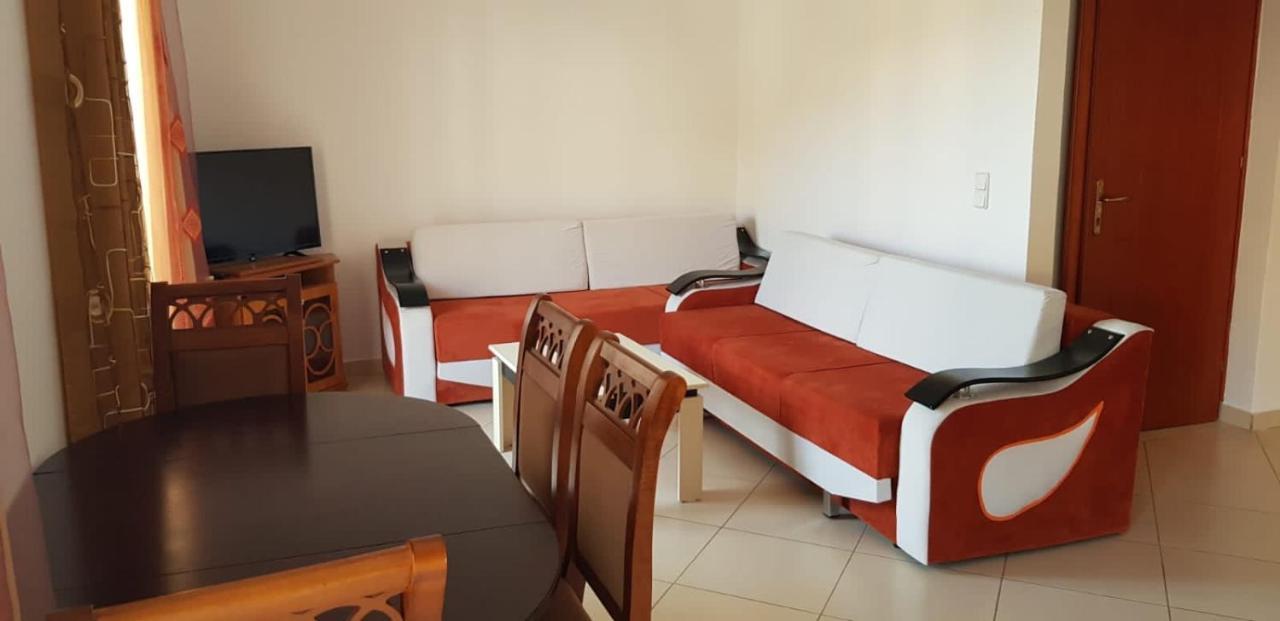Stunning Sea View Apartments Σαράντα Εξωτερικό φωτογραφία