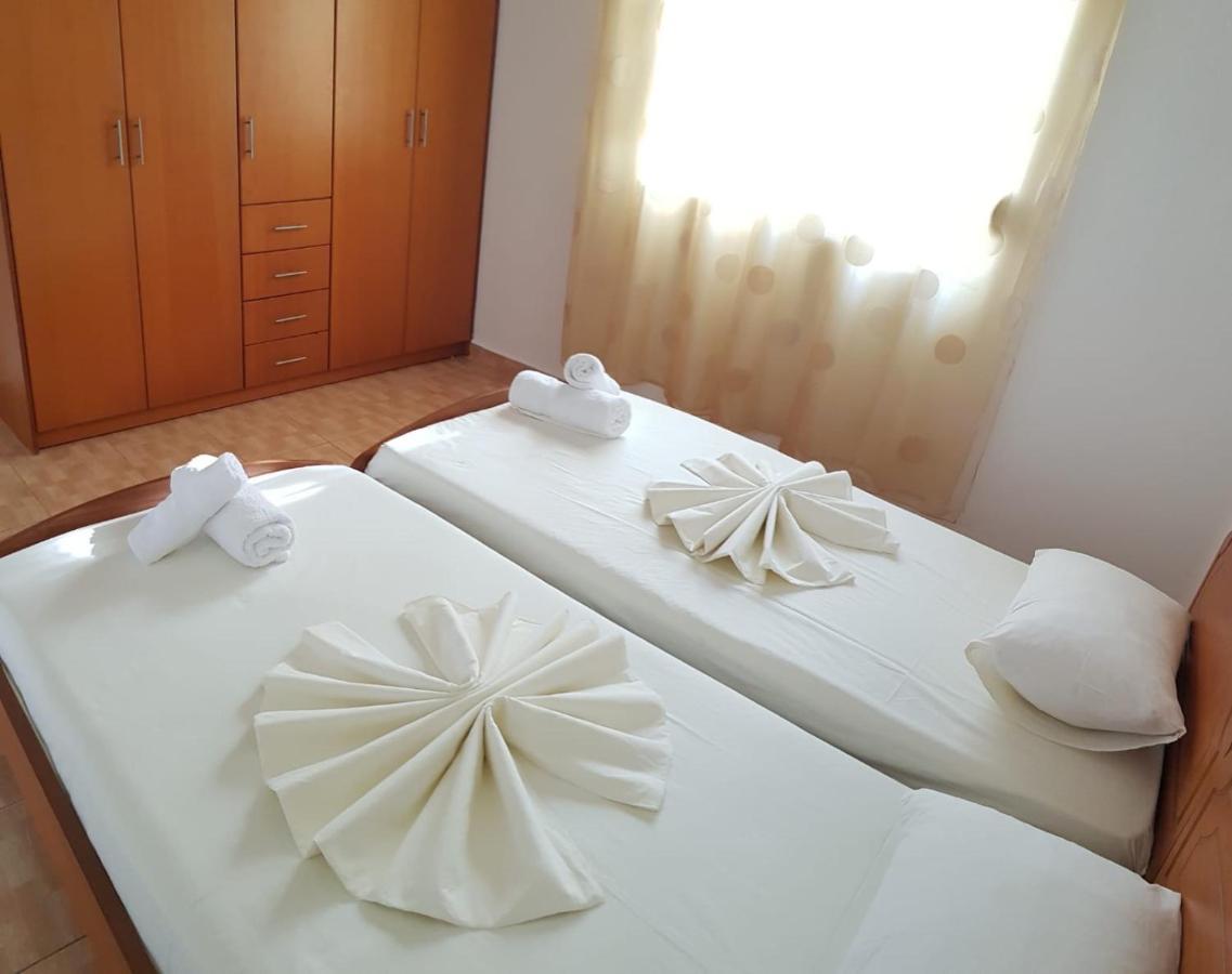 Stunning Sea View Apartments Σαράντα Εξωτερικό φωτογραφία