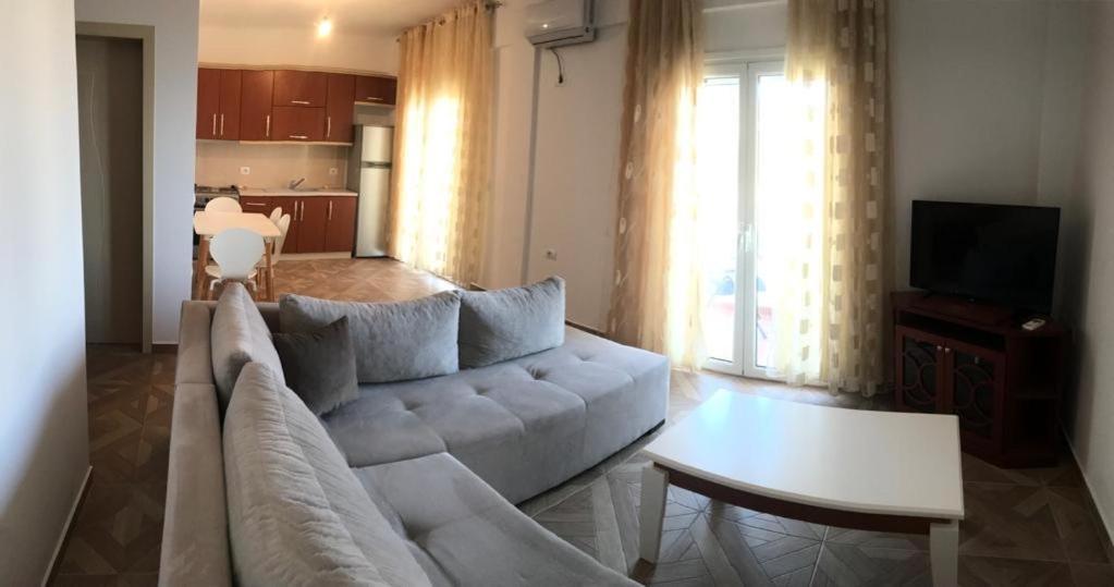 Stunning Sea View Apartments Σαράντα Εξωτερικό φωτογραφία